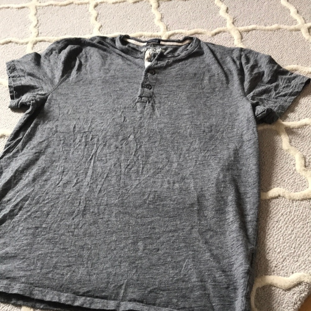 Abercrombie T-shirt